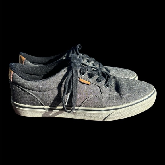 Vans Other - VANS Off The Wall Winston Deluxe Skate Casual Sneakers Shoes men’s size 9.5